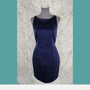 CLUB MONACO Navy Scalloped Lace Mini Dress - Size 0